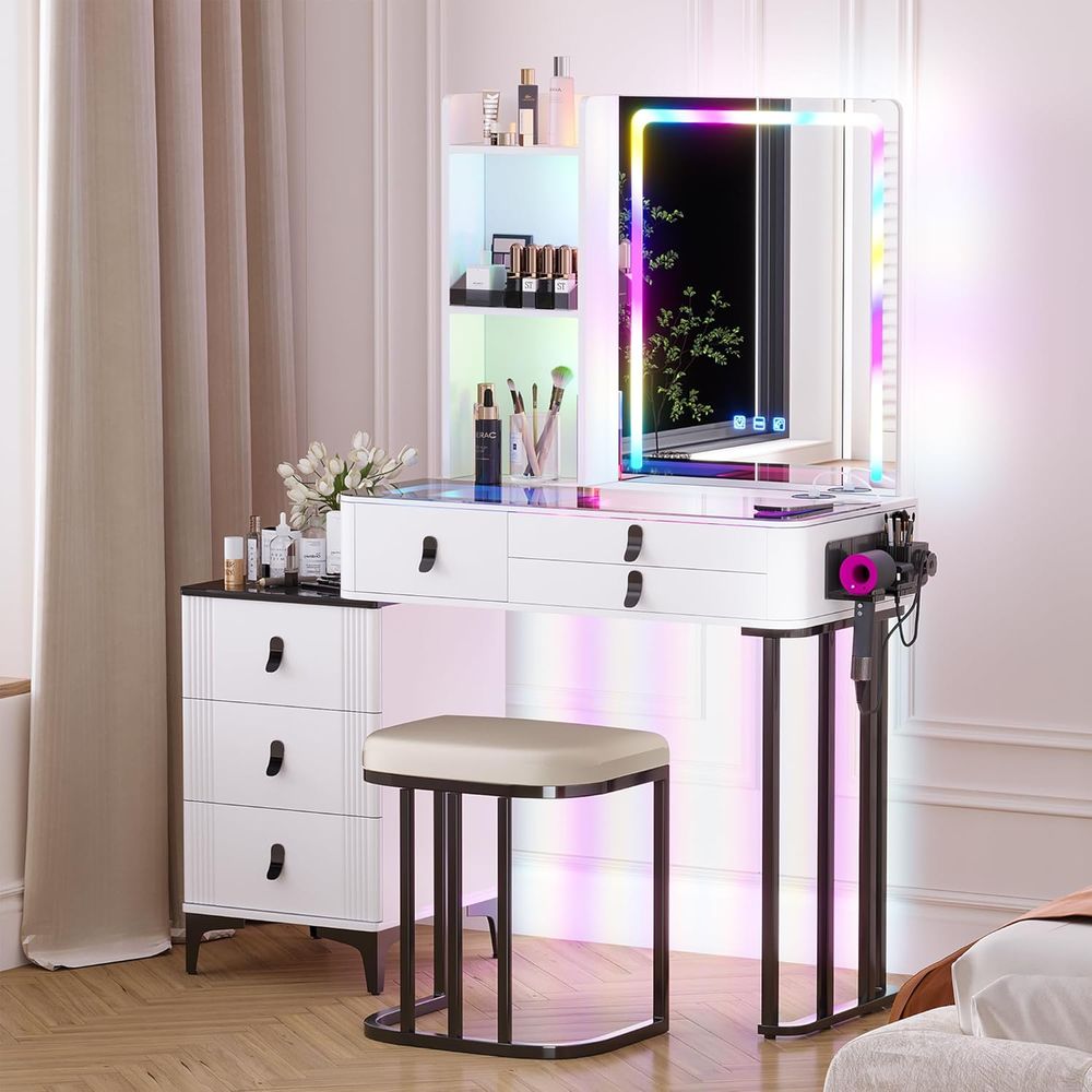 Furniture Lighting & Decor Magazine - Gurexl Coiffeuse RVB avec station de