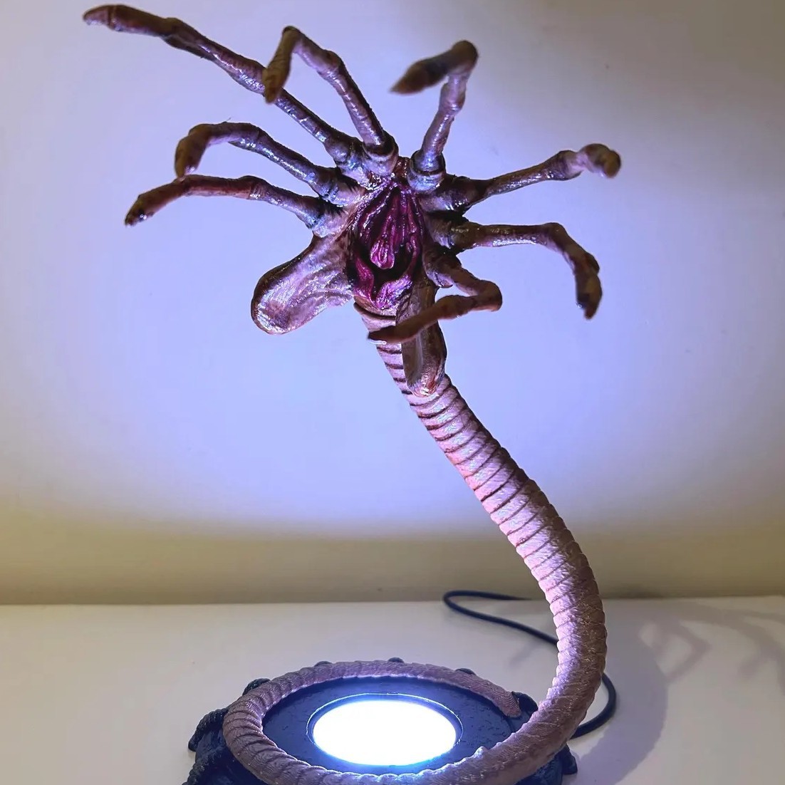 Home Lighting And Decor - Lampe Alien Facehugger, veilleuse, décoration de