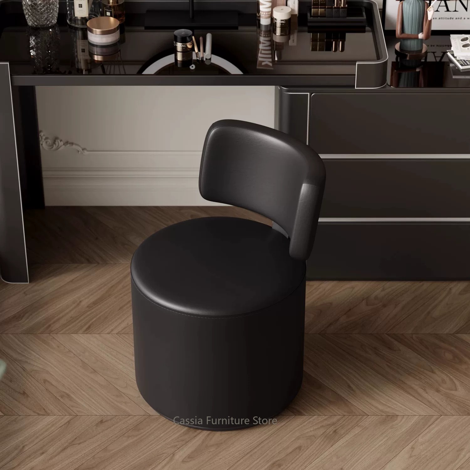 Tabouret de toilette pivotant  - Furniture Lighting & Decor Magazine avis et prix